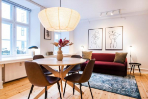 By Town Hall Apartments - Into This Place in Kopenhagen